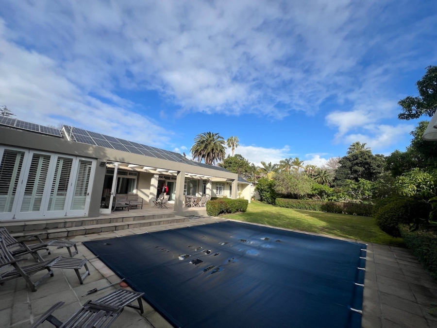 To Let 4 Bedroom Property for Rent in Constantia Western Cape